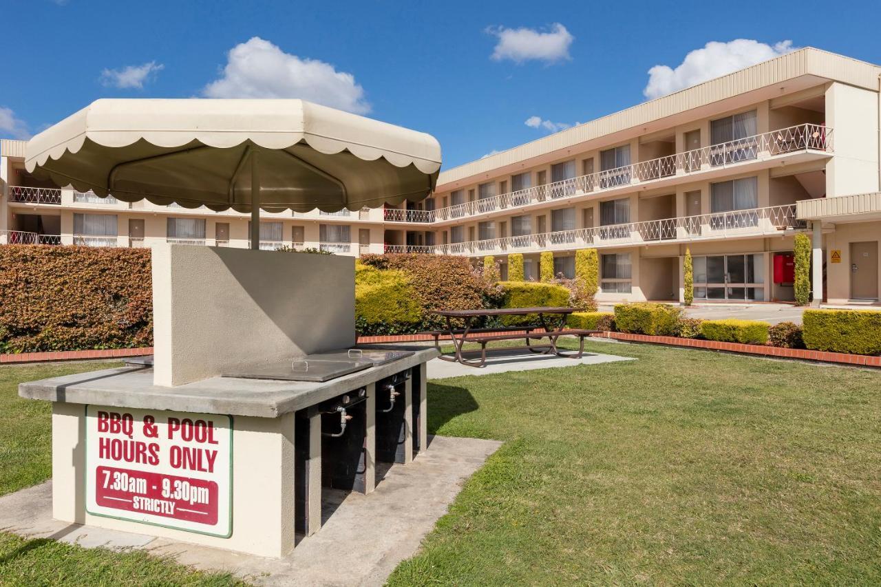 Motel Breakfree Queanbeyan Exterior foto