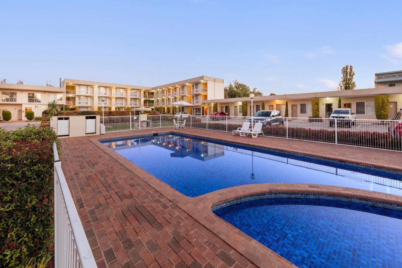 Motel Breakfree Queanbeyan Exterior foto